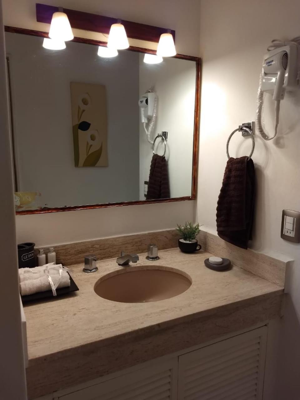 Suite Select Torres Gemelas Акапулко Екстериор снимка